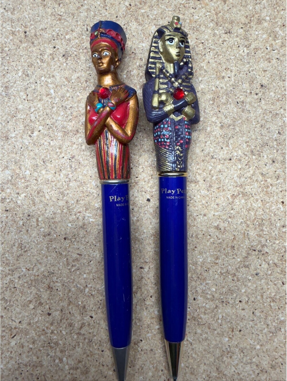 Lot of 2 Tutankhamun & Nefertiti Egyptian Souvenir Pens E-5